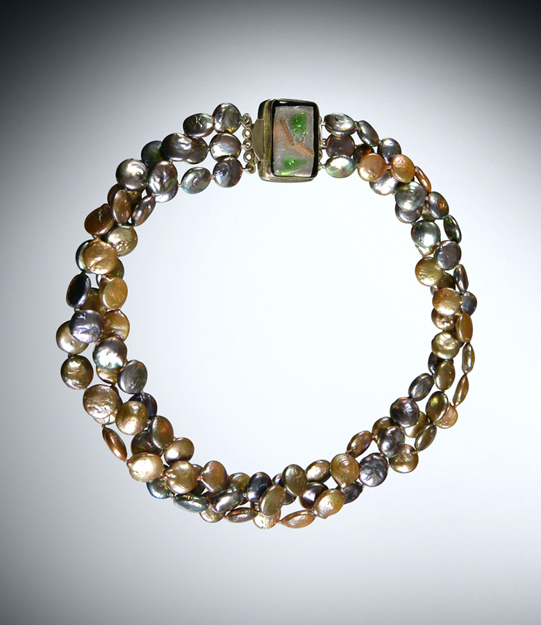 Bess Heitner: Champagne Pearl & Venetian Glass Necklace | Rendezvous Gallery